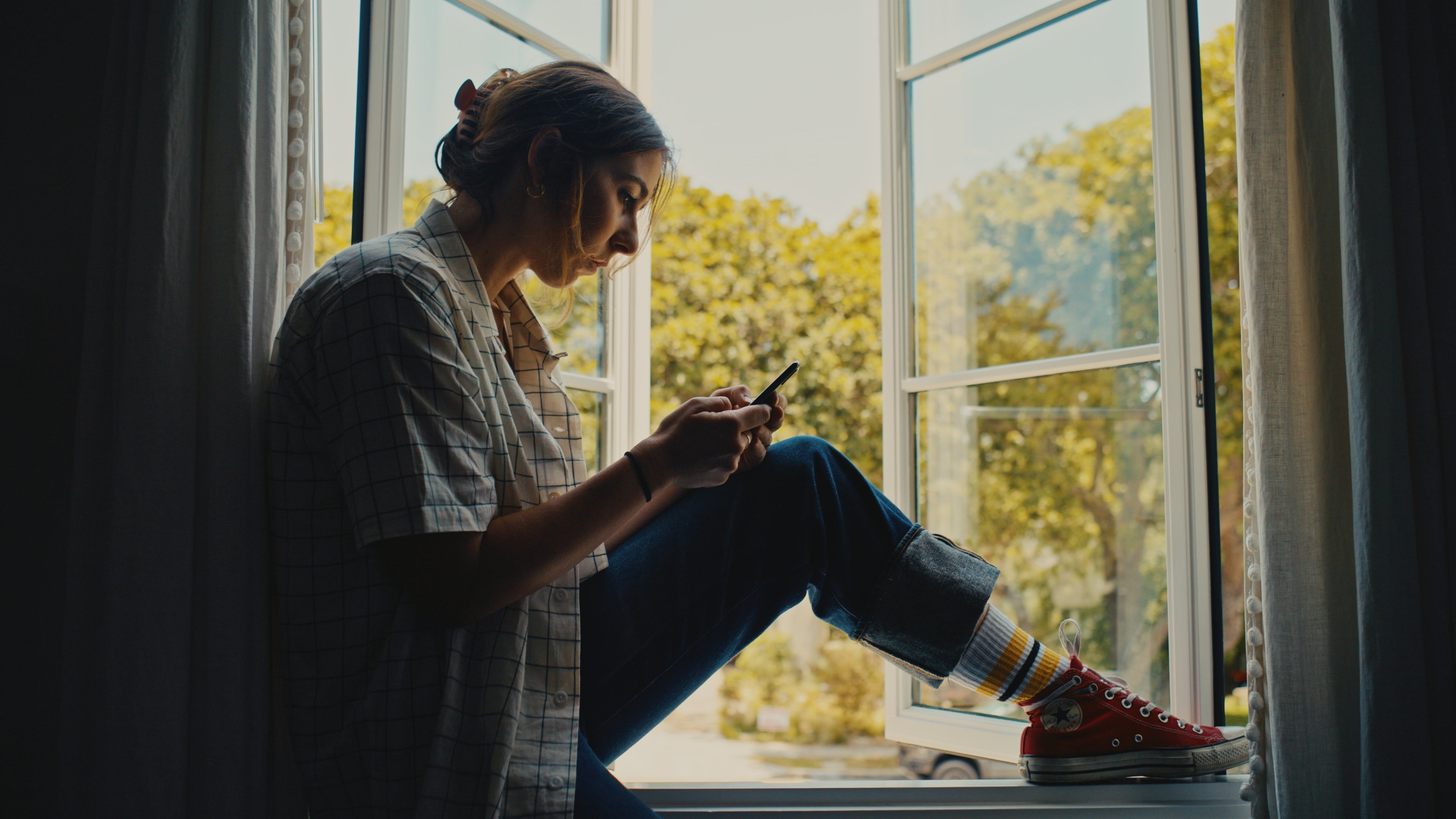 REDUCE YOUR SCREEN TIME: TRY THESE 3 HACKS